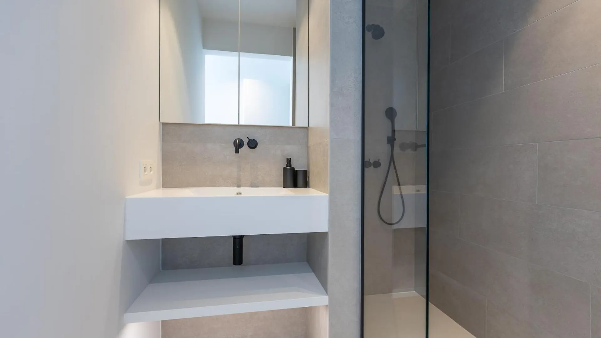 Sea Meets Sky - Ensor Apartment Ostend
