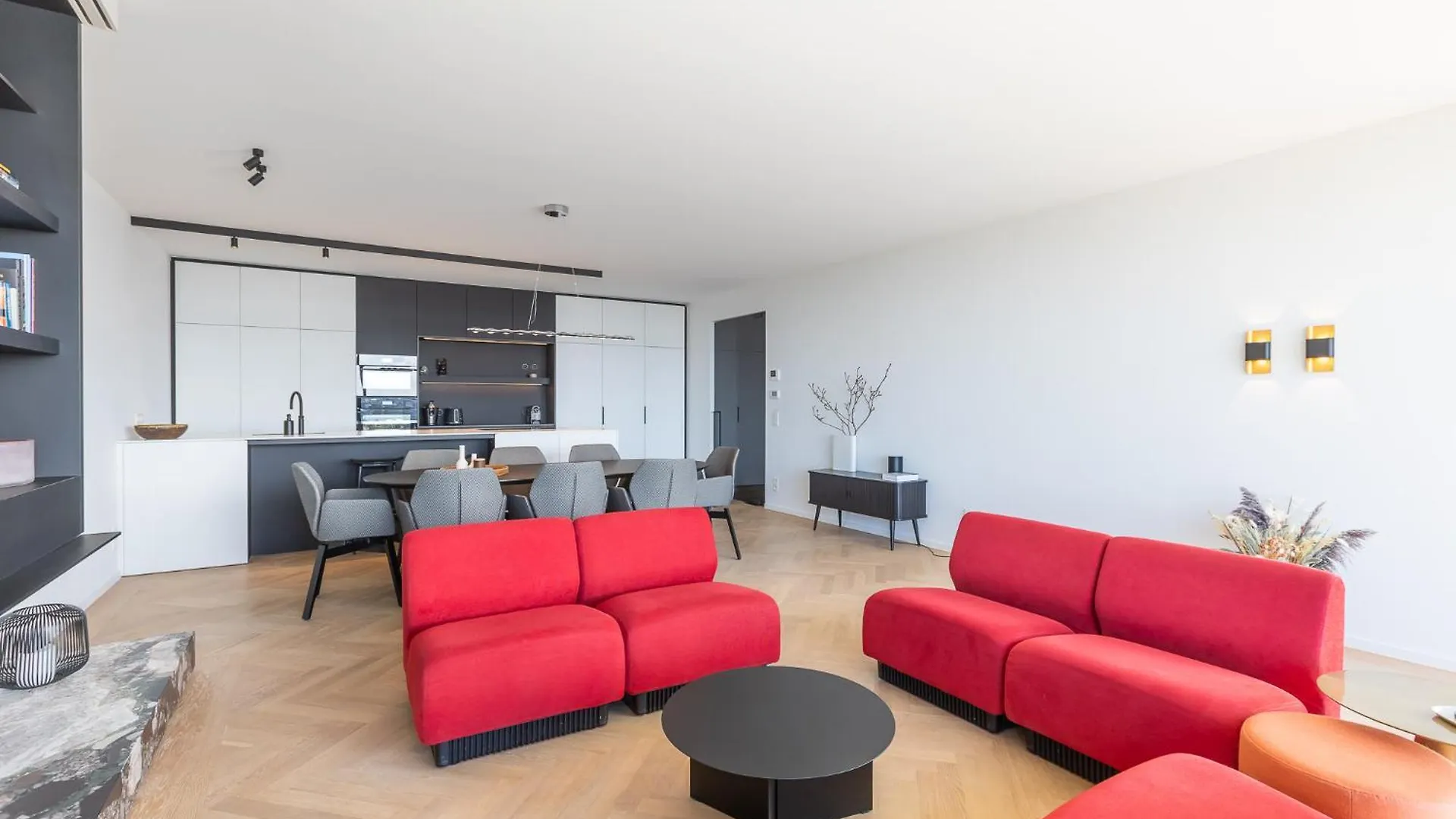 Sea Meets Sky - Ensor Apartment Ostend